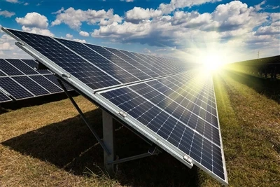 Avstralija: v naslednjih 10 letih bo v podporo industriji obnovljive energije...
