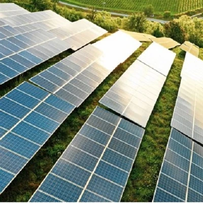 Veliki projekti shranjevanja, ki uporabljajo čisto energijo, kot sta veter in...
