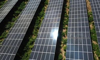 Nemčija nagrade 317MW na sončni dražbi na strehi z rahlim zvišanjem cen